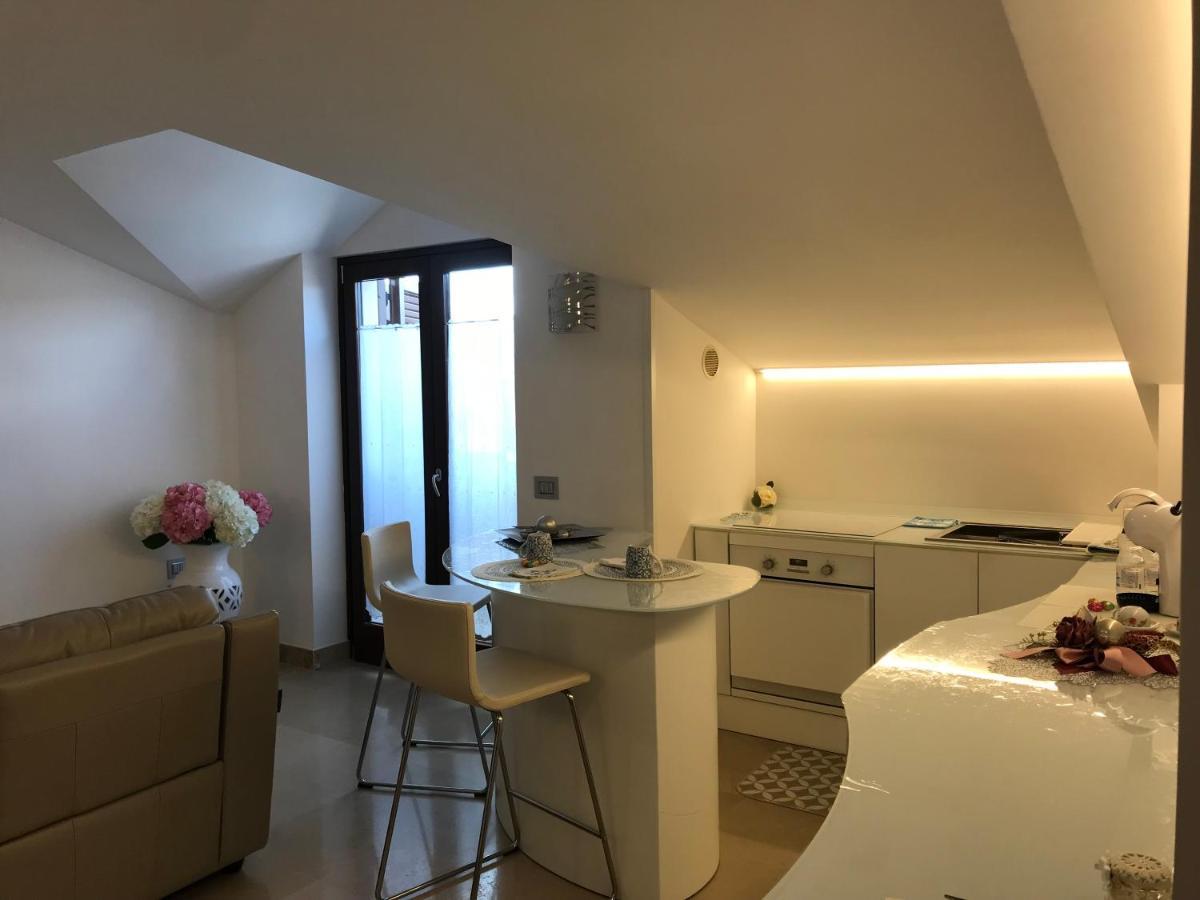 Maria Ancona Suite Martina Franca Exterior foto